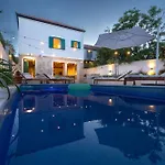 Casa Barbiere Hvar * イェルサ