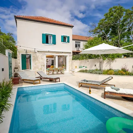 Casa Barbiere Hvar * ילסה
